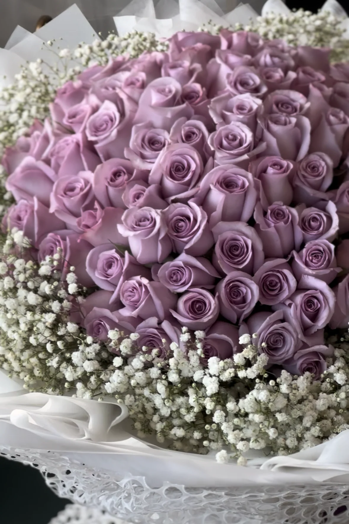 Lavender Rose Round Bouquet - Image 7